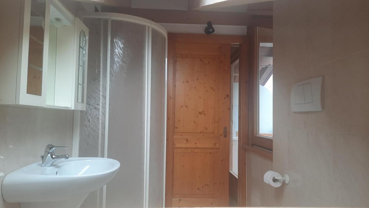 Monolocale Per Due Persone Apartment Commezzadura Exterior photo