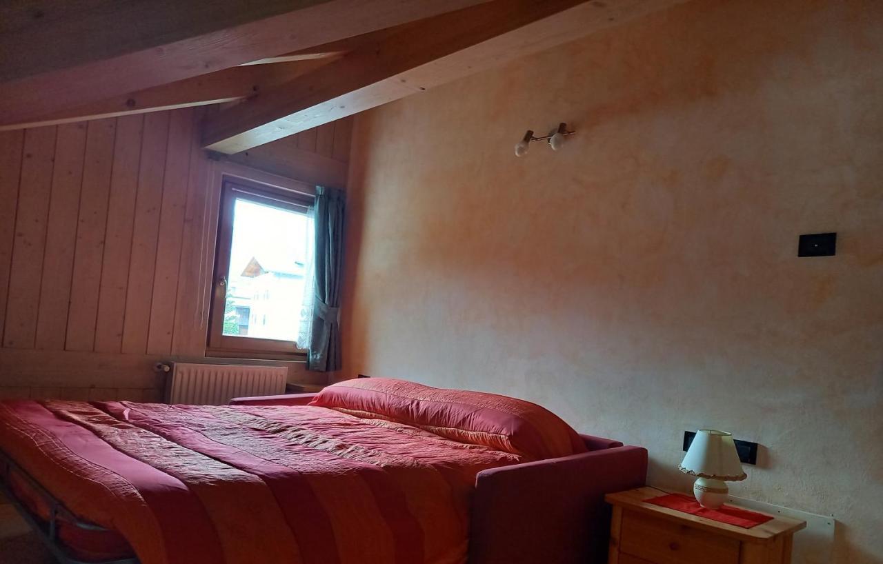Monolocale Per Due Persone Apartment Commezzadura Exterior photo
